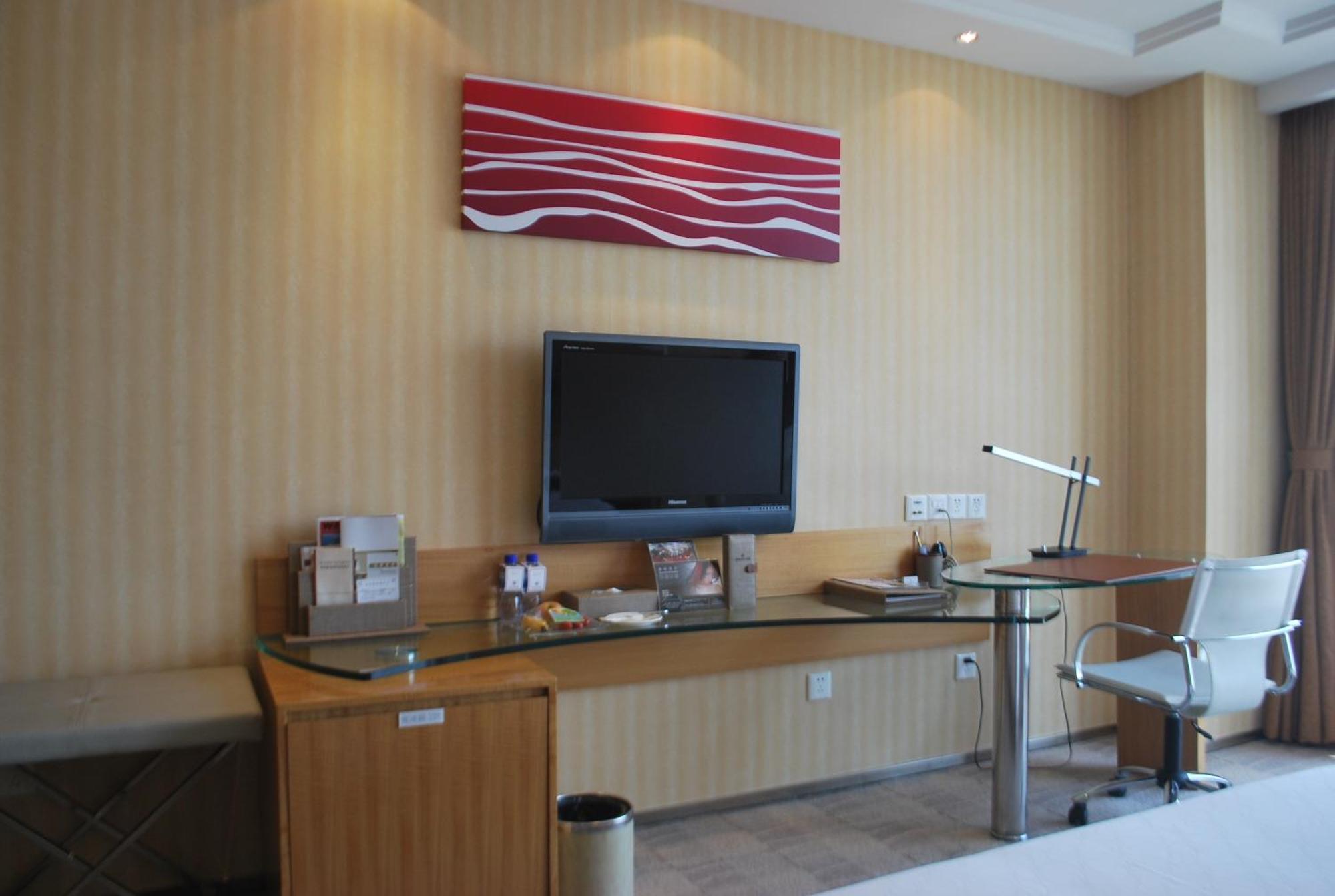 The Center Hotel Uy Hải Ngoại thất bức ảnh