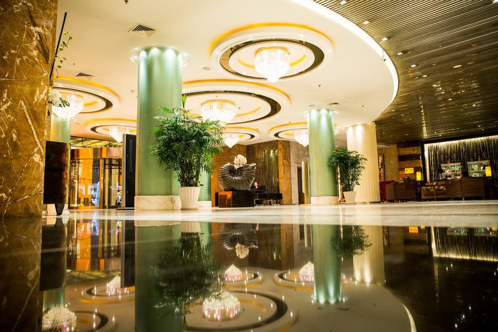 The Center Hotel Uy Hải Ngoại thất bức ảnh