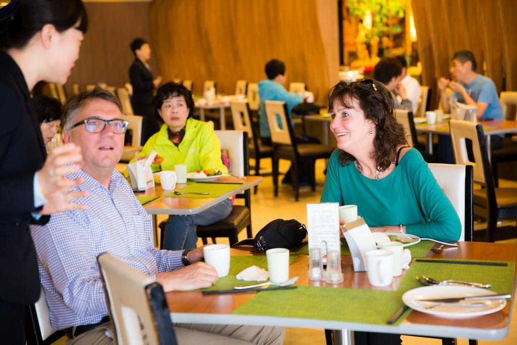 The Center Hotel Uy Hải Ngoại thất bức ảnh